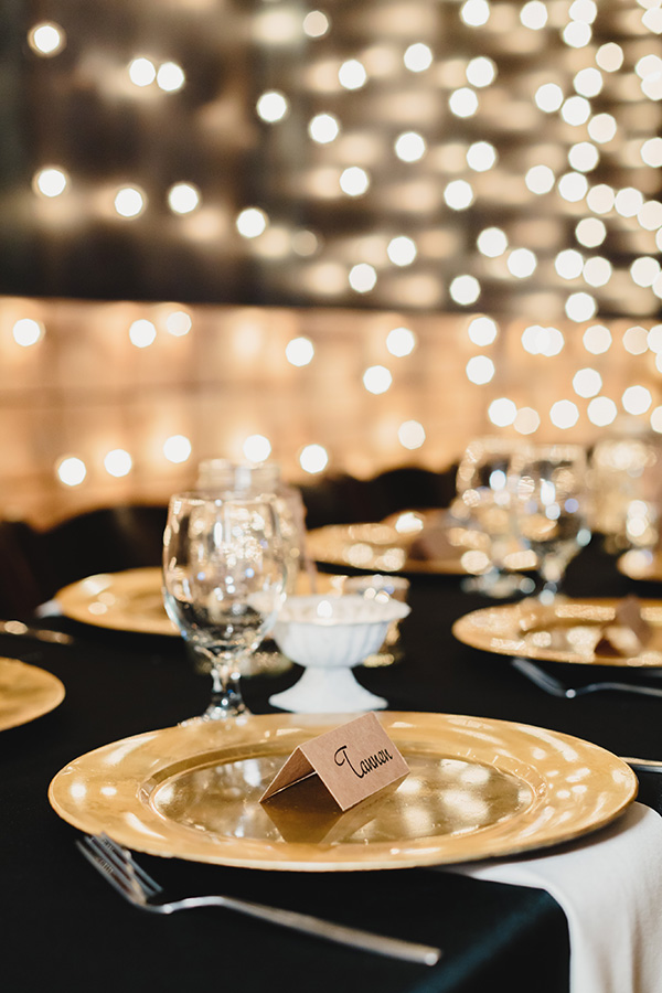 table setting with placecard